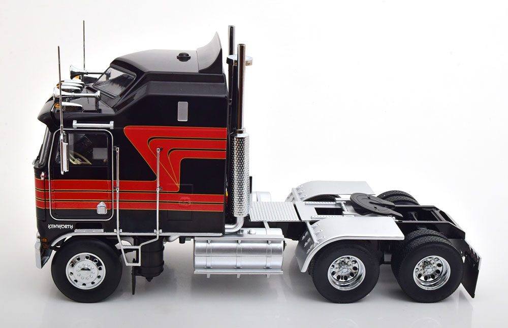 KK-Scale 1:18 - Kenworth K100 Aerodyne 1976 Zwart/Rood