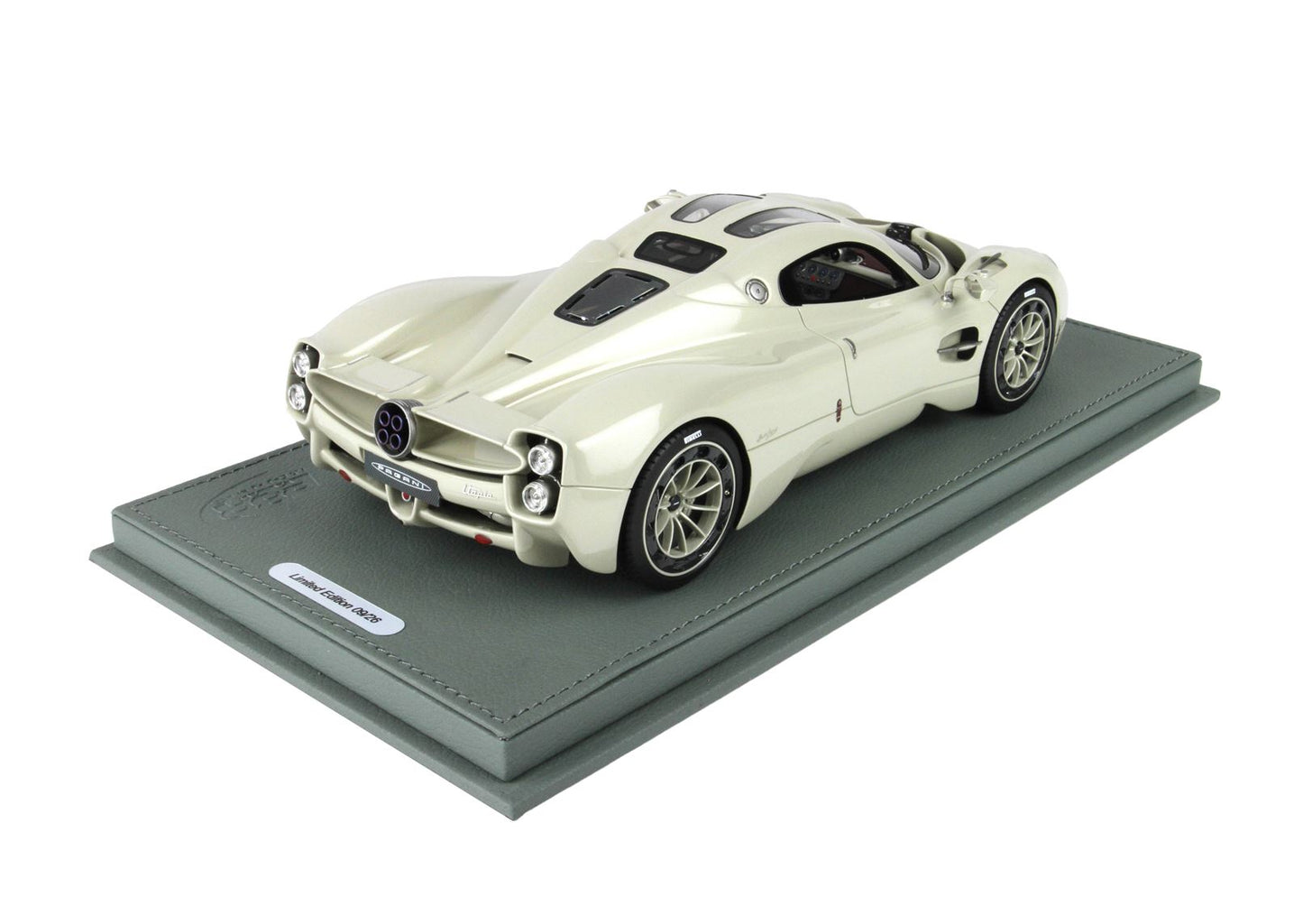 BBR Model 1:18 - Pagani Utopia Grey Rinascimento