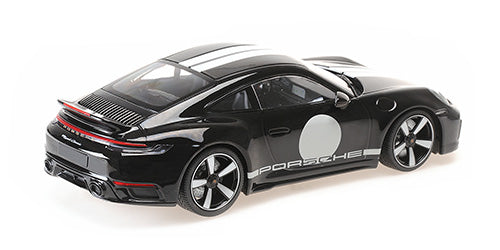 Minichamps 1:18 - PORSCHE 911 (992) SPORT CLASSIC 2022 BLACK W/STRIPE