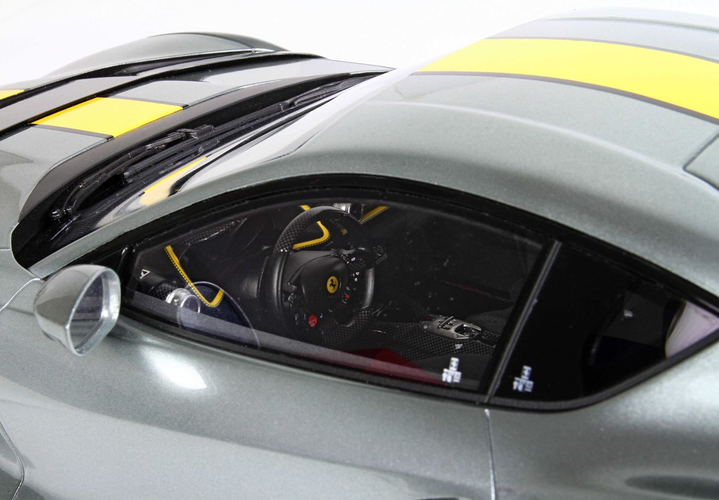 BBR Model 1:12 - Ferrari 812 Competizione Yellow Stripe Coburn Grey