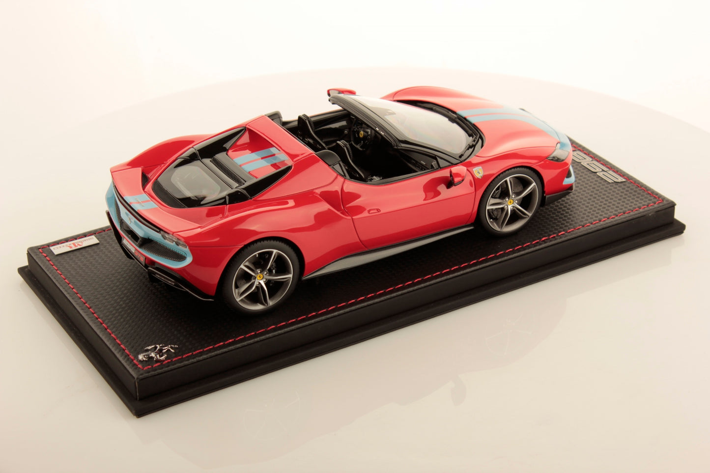 MR Collectiom Model - FERRARI 296 GTS 1:18