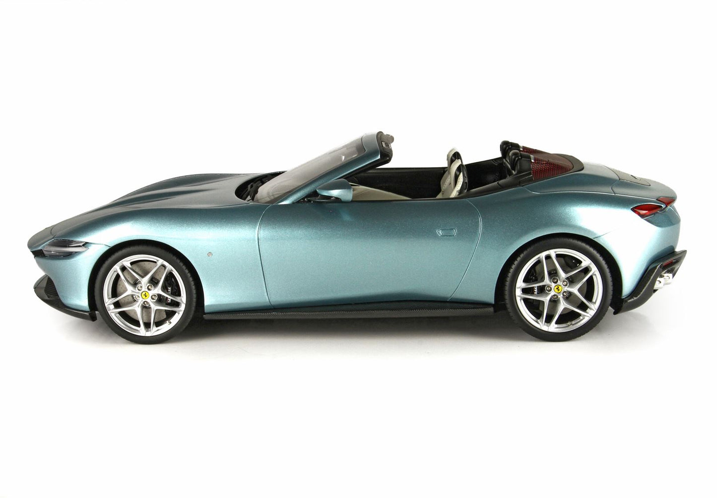 BBR Model 1:18 - Ferrari Roma Spider Open Roof Metallic Celeste Trevi