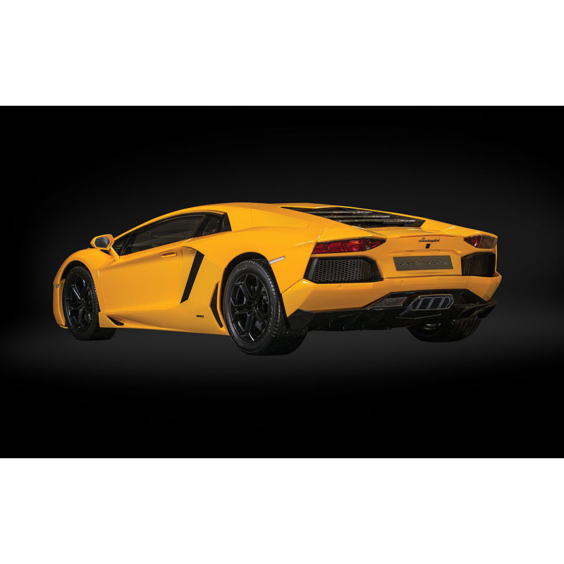 Pocher 1:8 - LAMBORGHINI AVENTADOR LP700-4 2011 YELLOW