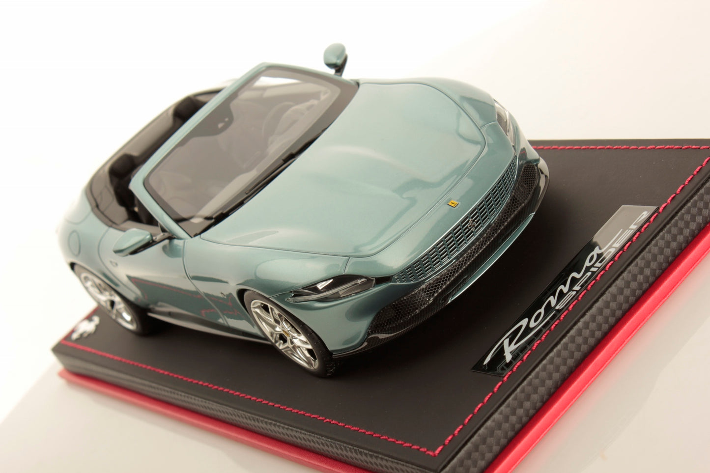 MR Collectiom Model - FERRARI ROMA SPIDER 1:18