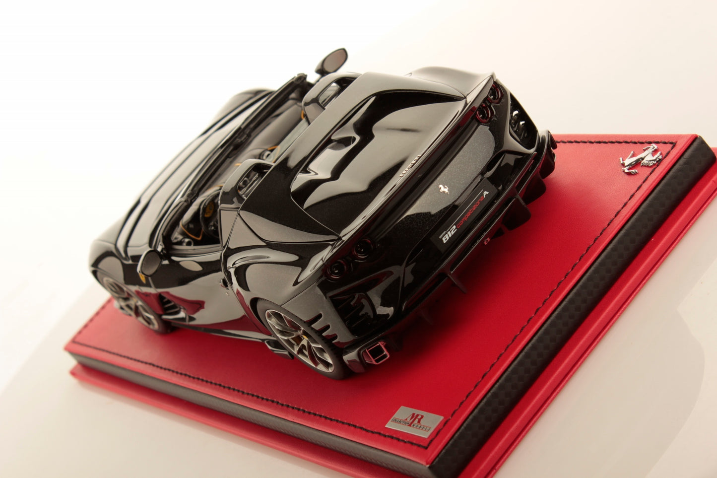 MR Collection Model - FERRARI 812 COMPETIZIONE A 1:18