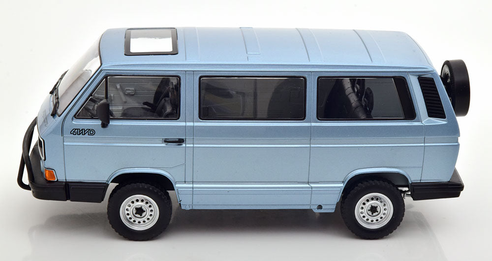 KK-Scale 1:18 - VW T3 Bus Syncro 1987 Lichtblauw Metallic