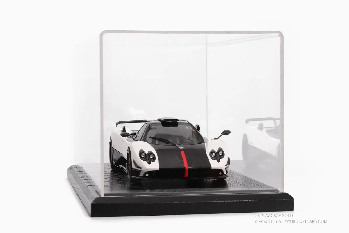 Almost Real 1:18 - Pagani Zonda Cinque Coupe 2009
