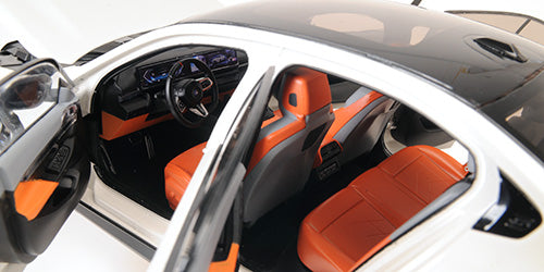 Minichamps 1:18 - BMW i5  2023  WHITE METALLIC