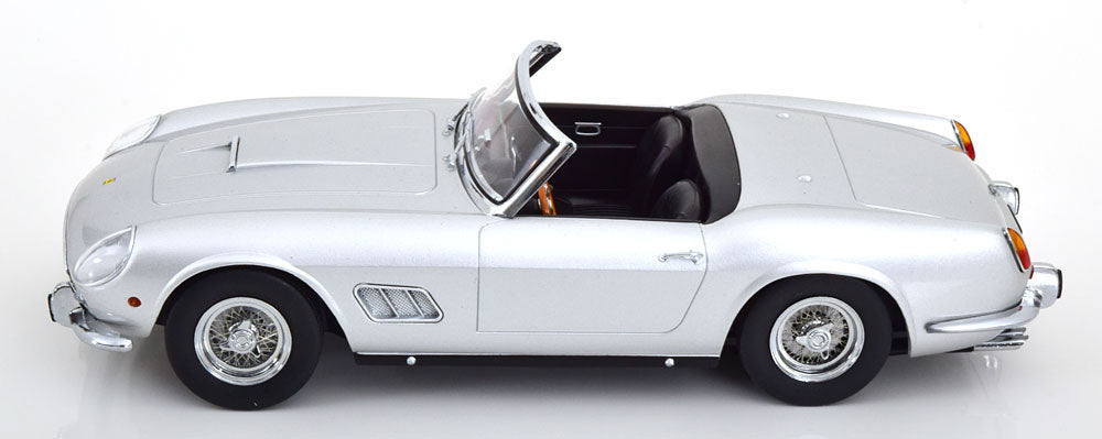 KK-Scale 1:18 - Ferrari 250 GT California Spyder 1960 Zilver