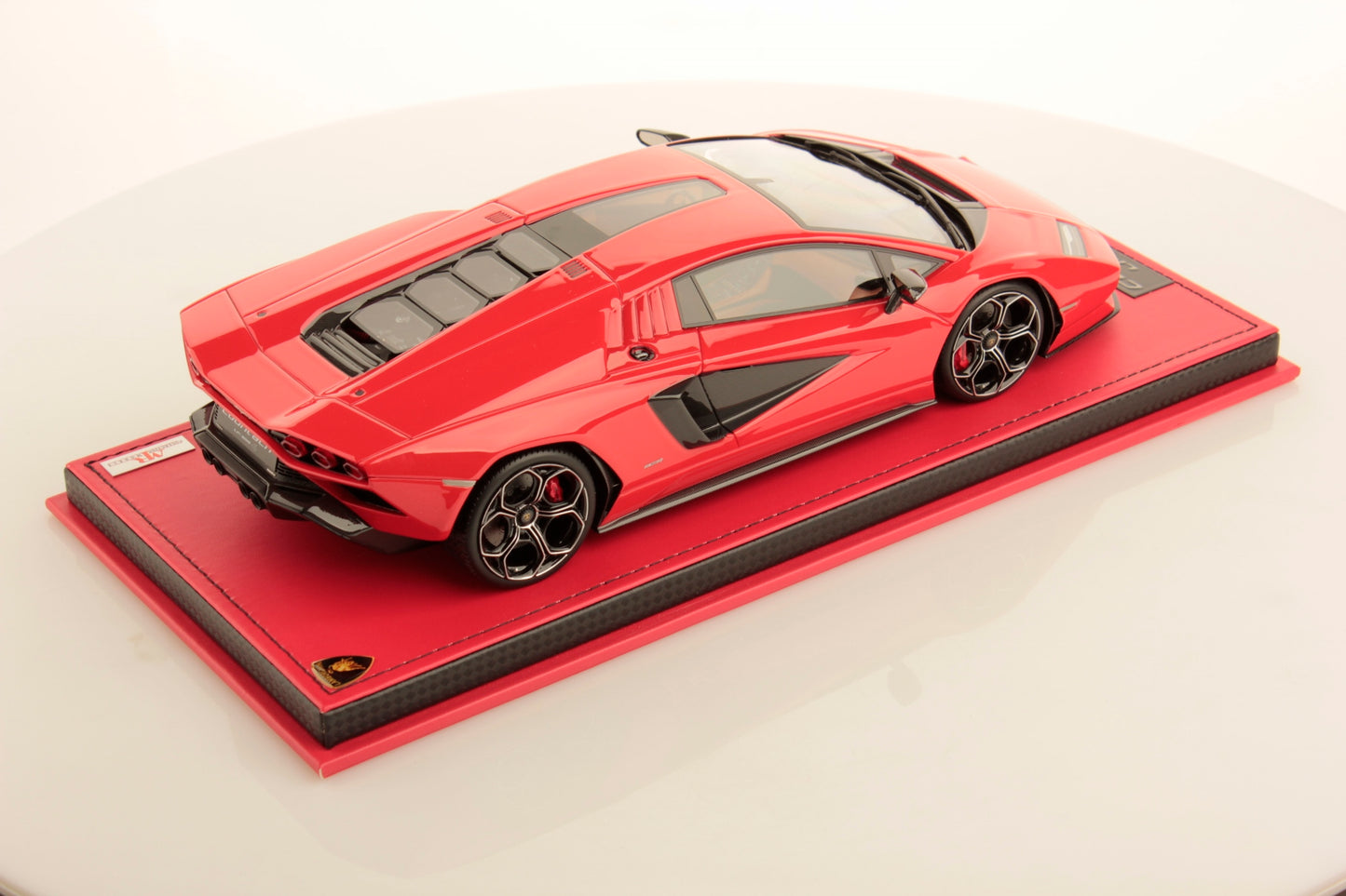 MR Collection Model - LAMBORGHINI COUNTACH LPI 800-4 1:18