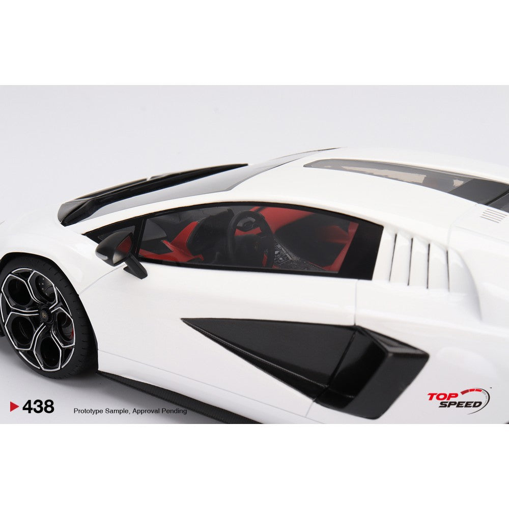 Top Speed Model - Lamborghini Countach LPI 800-4 Bianco Siderale 1:18