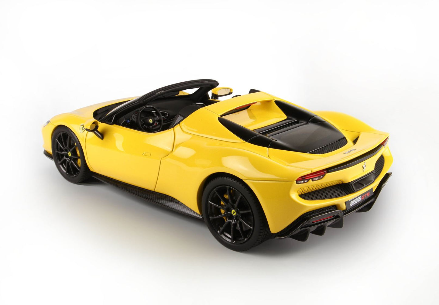 BBR Model 1:18 - Ferrari 296 GTS Modena Yellow