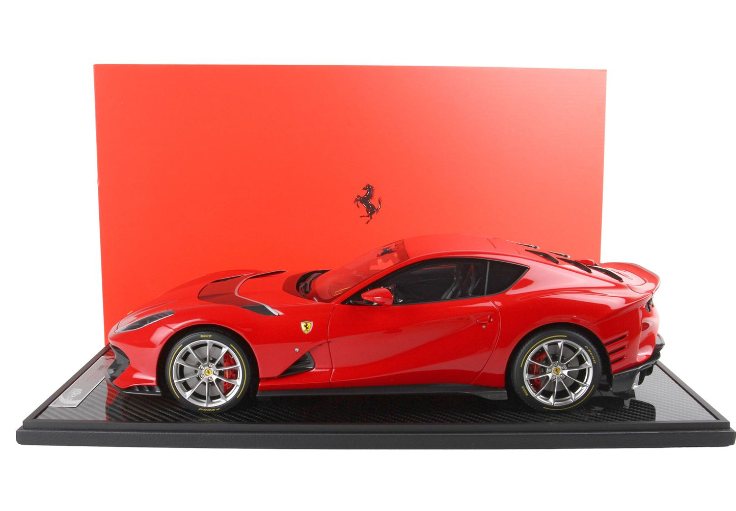 BBR Model 1:12 - Ferrari 812 Competizione Silver Details Rosso Corsa 322