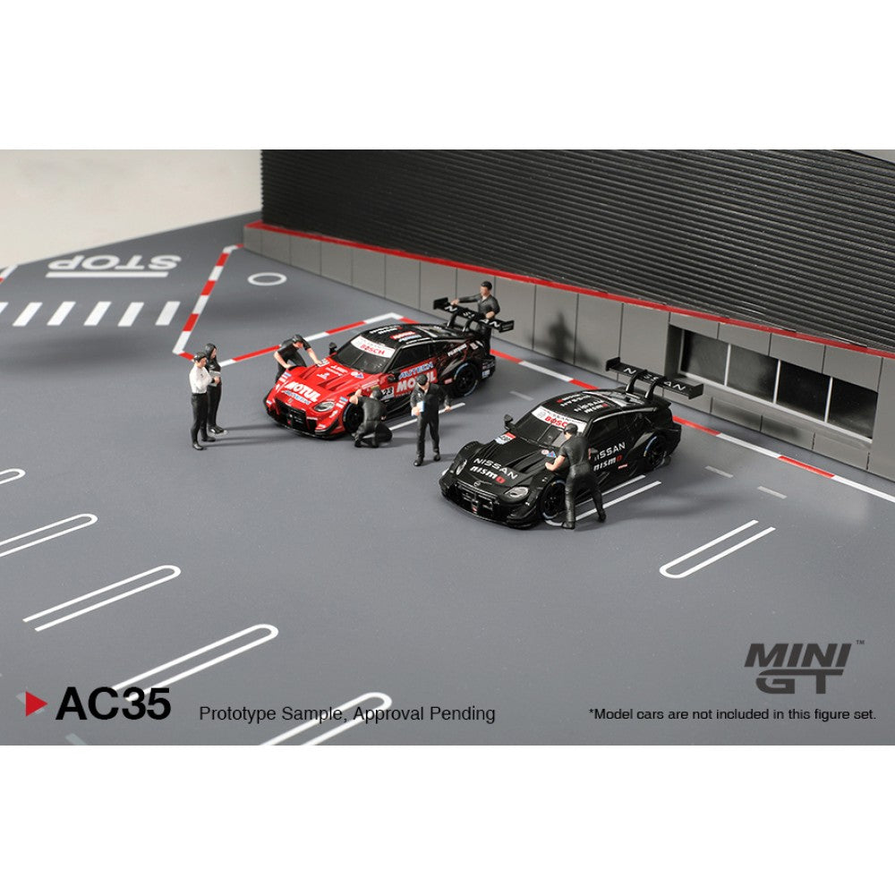 MiniGT - 1/64 DIORAMA NISSAN MOTORSPORTS AND CUSTOMIZING CO. LTD NISMO OPERATION (CARS AND FIGURES NOT INCLUDED)