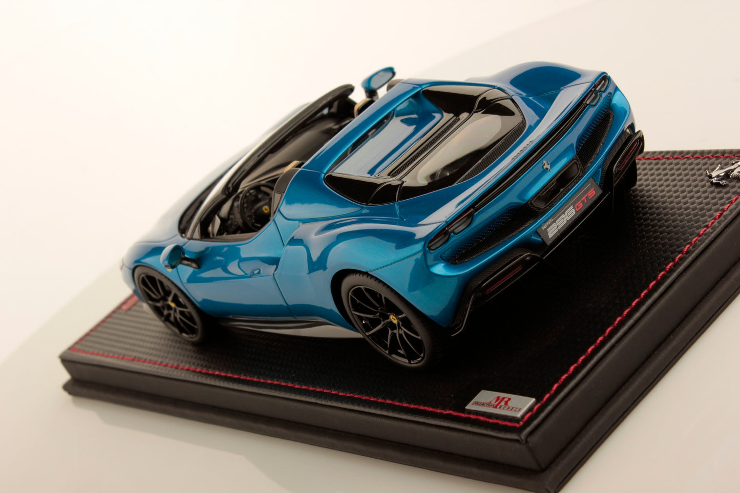 MR Collection Model - FERRARI 296 GTS 1:18