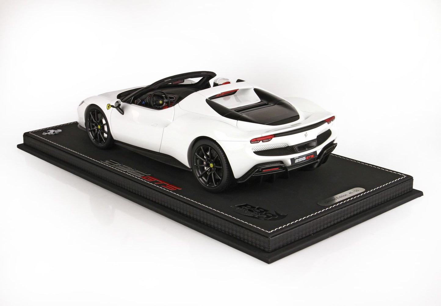 BBR Model 1:18 - Ferrari 296 GTS White Cervino