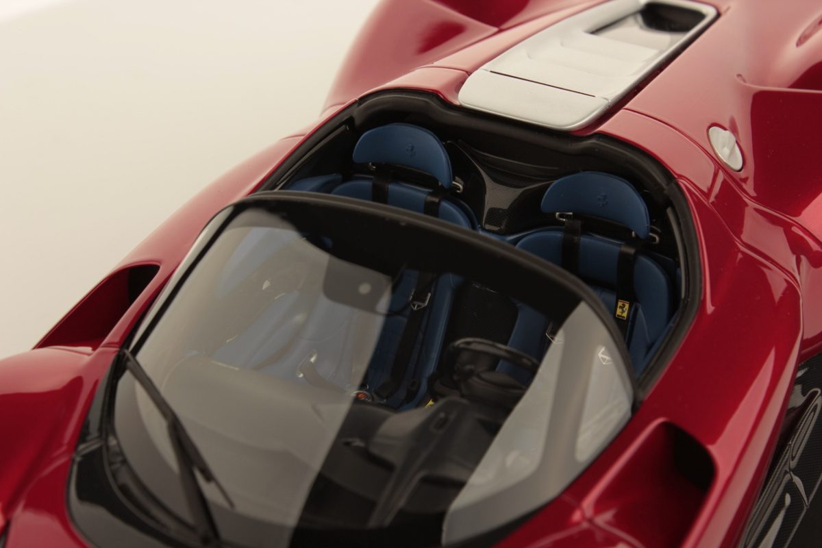 MR Collection Model - FERRARI DAYTONA SP3 1:18