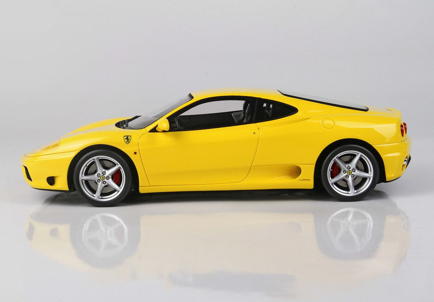 BBR Model 1:18 - Ferrari 360 Modena 1999 Yellow Modena F1 Gear BOX