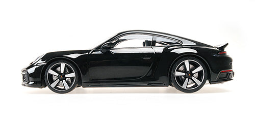 Minichamps 1:18 - PORSCHE 911 (992) SPORT CLASSIC 2022 BLACK
