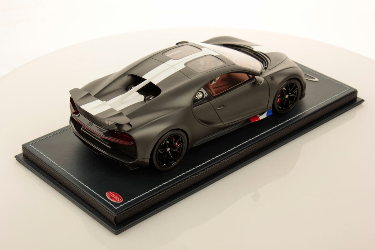 MR Collectiom Model - BUGATTI CHIRON SPORT LES LÉGENDES DU CIEL 1:18