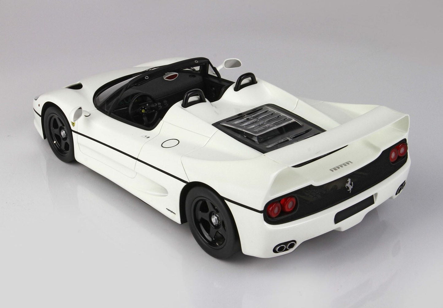 BBR Model 1:18 - Ferrari F50 Coupe 1995 Spider Version Avus White Race Wheels