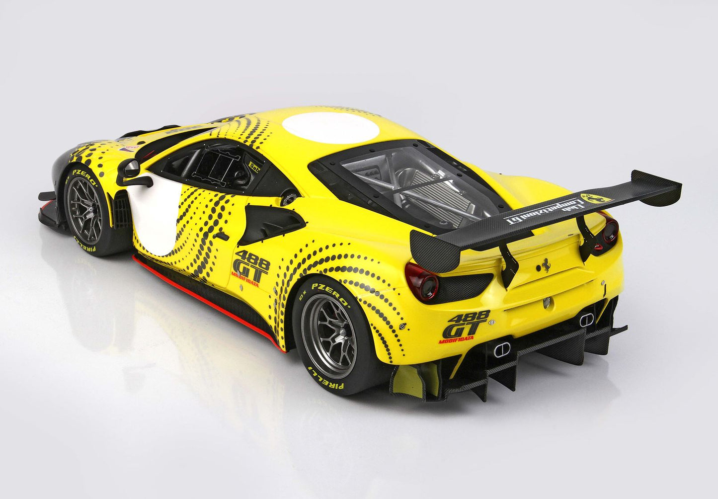 BBR Model 1:18 - Ferrari 488 Modificata