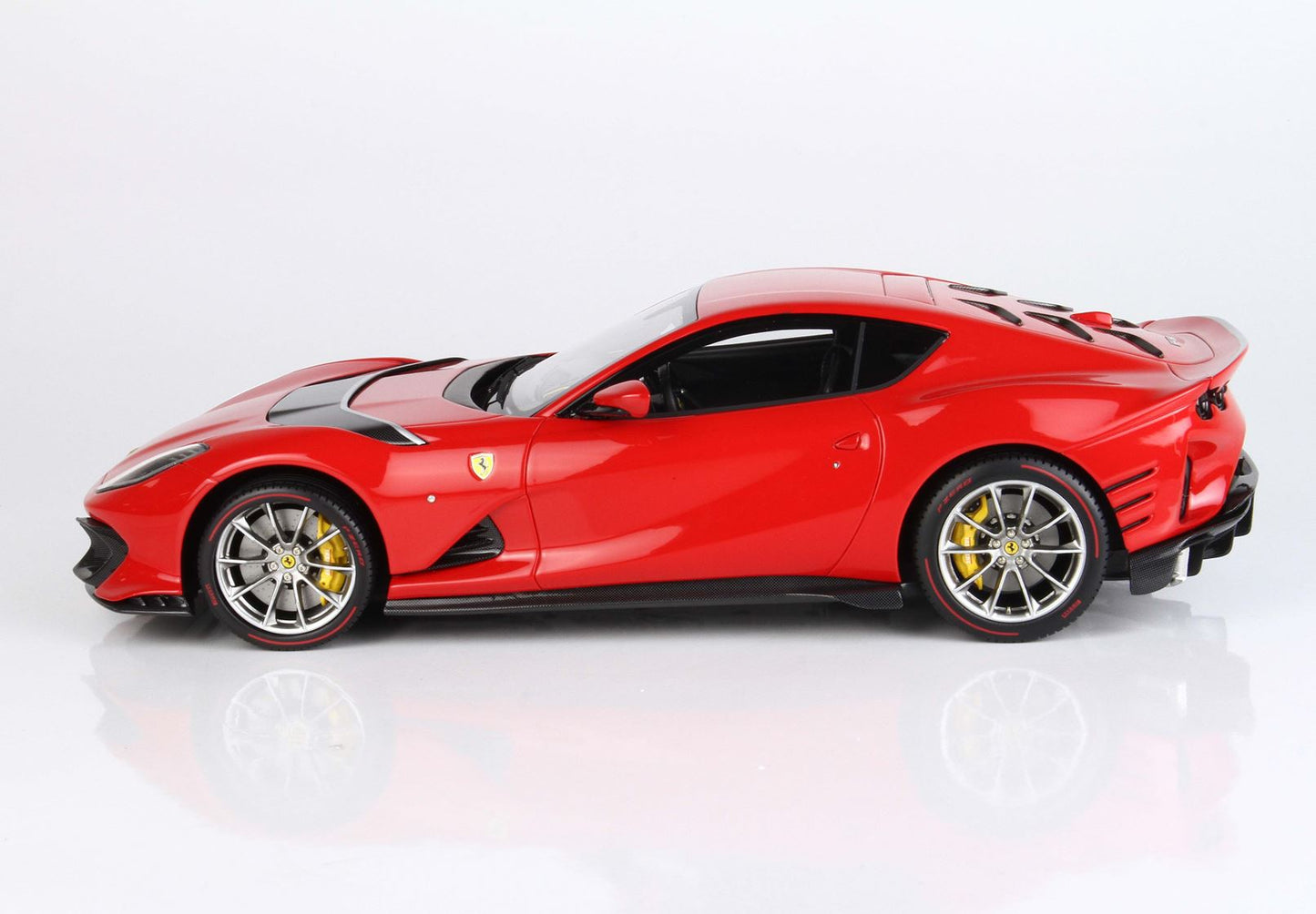 BBR Model 1:18 - Ferrari 812 Competizione 2021 Red Corsa 322