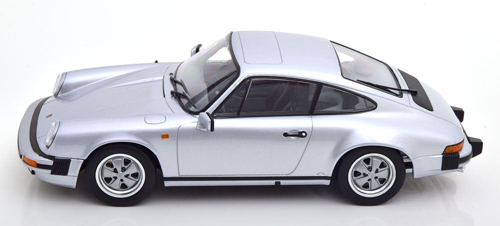 KK-Scale 1:18 - Porsche 911 Carrera 3.2 Coupe 250.000. 911er 1988 Zilver