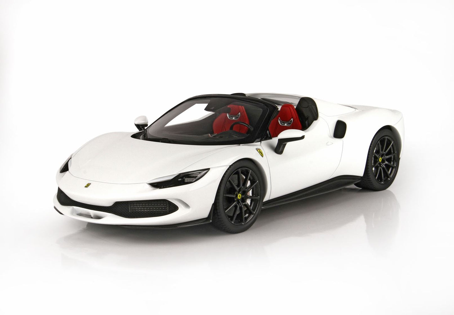 BBR Model 1:18 - Ferrari 296 GTS White Cervino