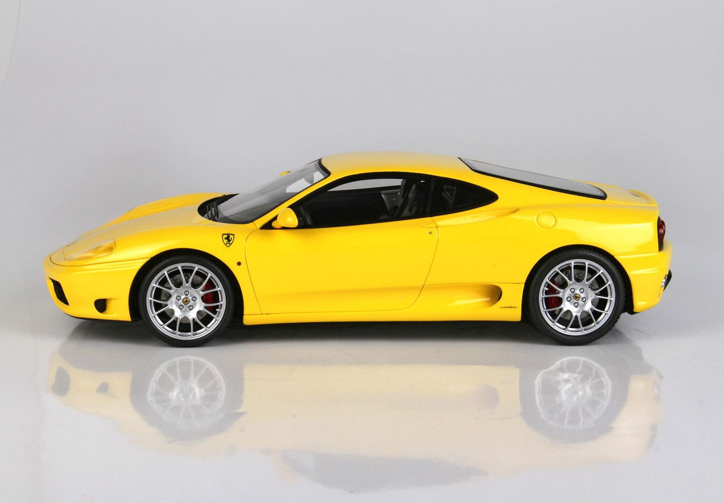 BBR Model 1:18 - Ferrari 360 Modena 1999 Yellow Modena 322