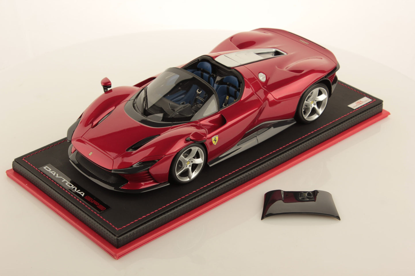 MR Collection Model - FERRARI DAYTONA SP3 1:18