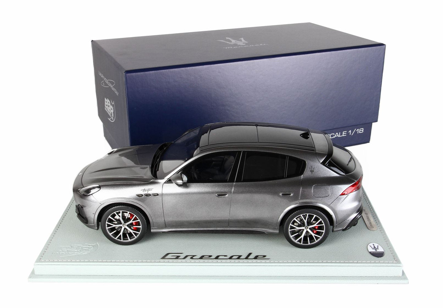 BBR Model 1:18 - Maserati Grecale Trofeo Grigio Lava