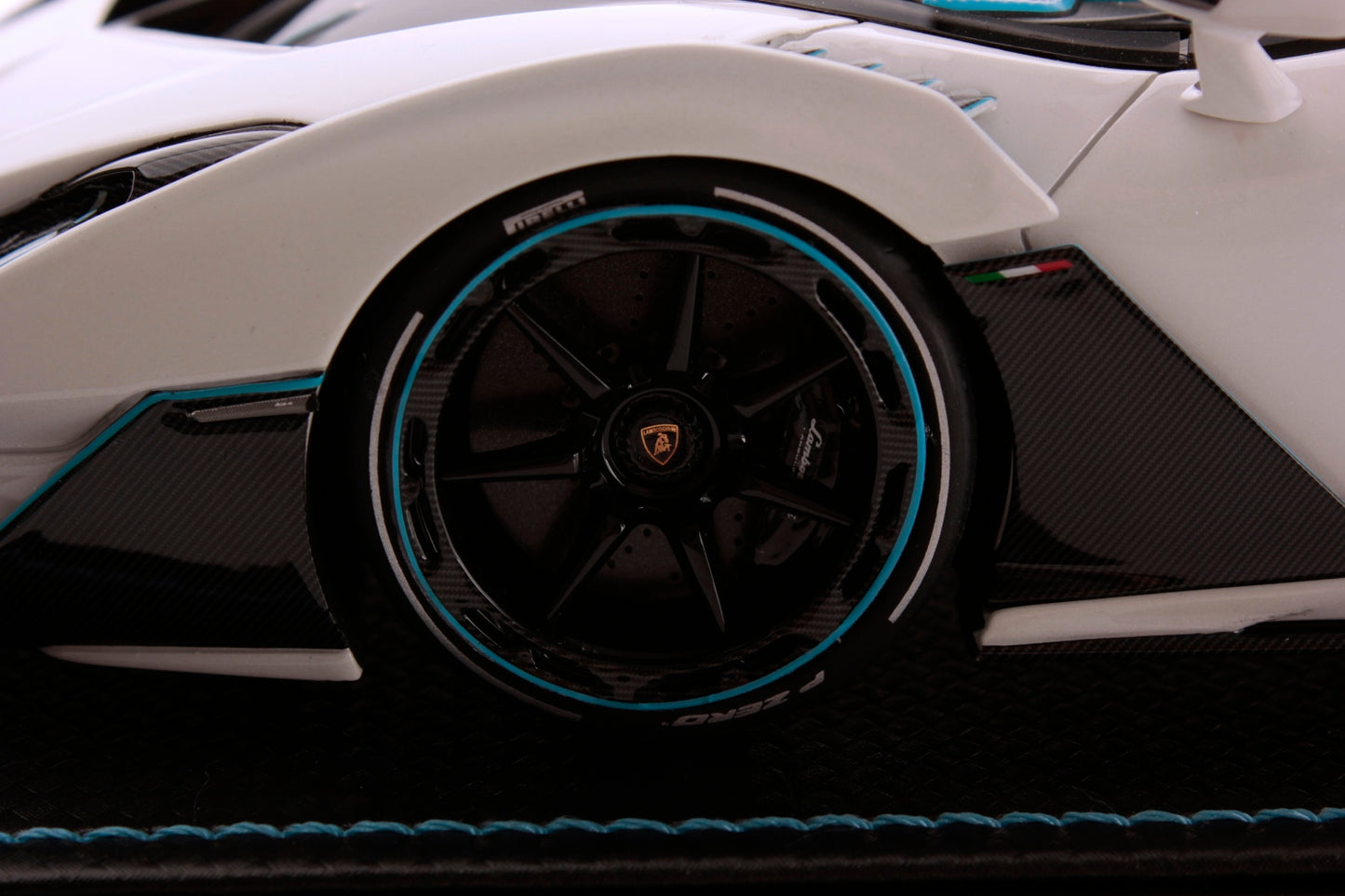 MR Collection Model - LAMBORGHINI SC20 1:18