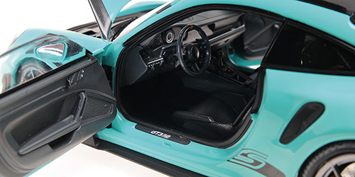 Minichamps 1:18 - PORSCHE 911 (992) GT3RS 2024 GREEN W DARKSILVER WHEELS