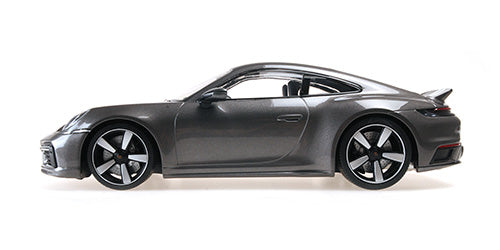 Minichamps 1:18 - PORSCHE 911 (992) SPORT CLASSIC 2022 GREY METALLIC