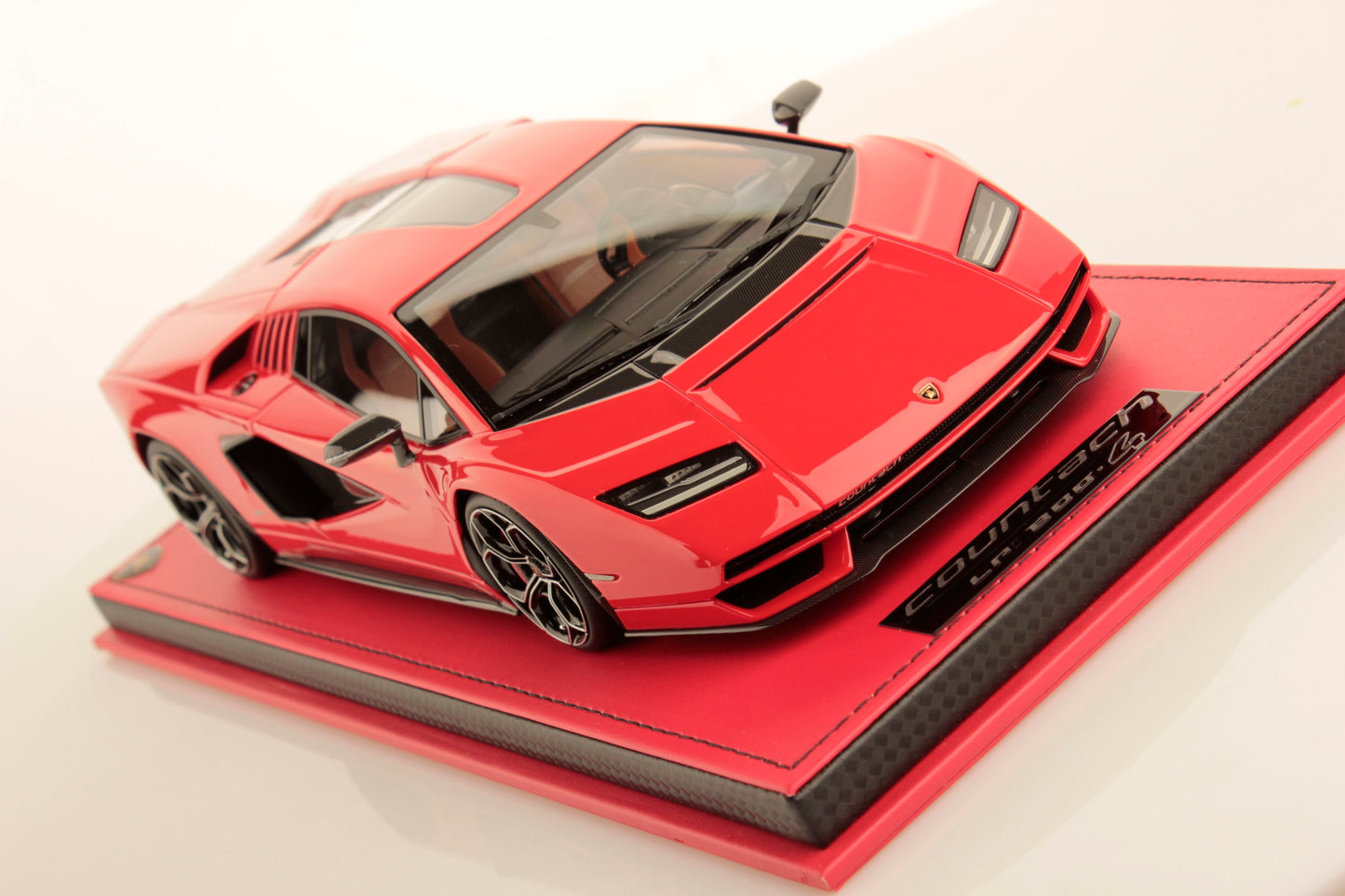 MR Collection Model - LAMBORGHINI COUNTACH LPI 800-4 1:18
