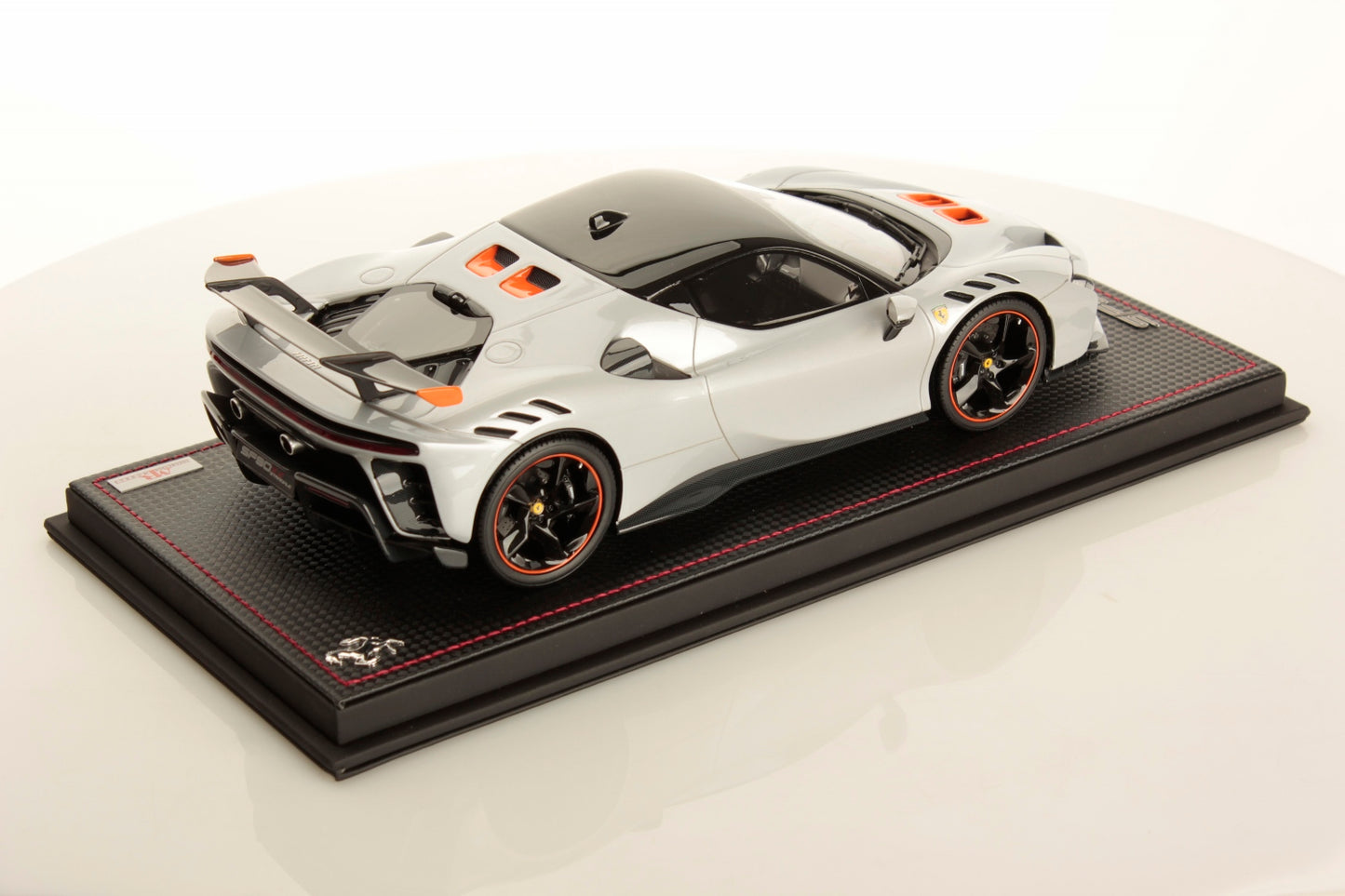 MR Collectiom Model - FERRARI SF90 XX STRADALE 1:18