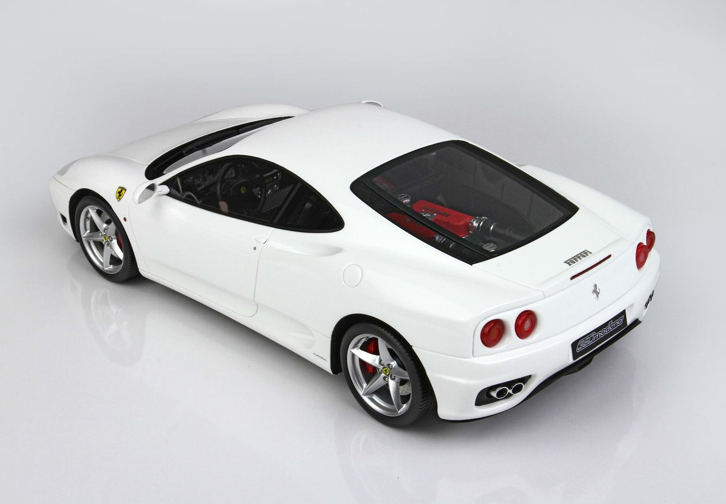 BBR Model 1:18 - Ferrari 360 Modena - Manual Gear Transmission Gloss Awus White