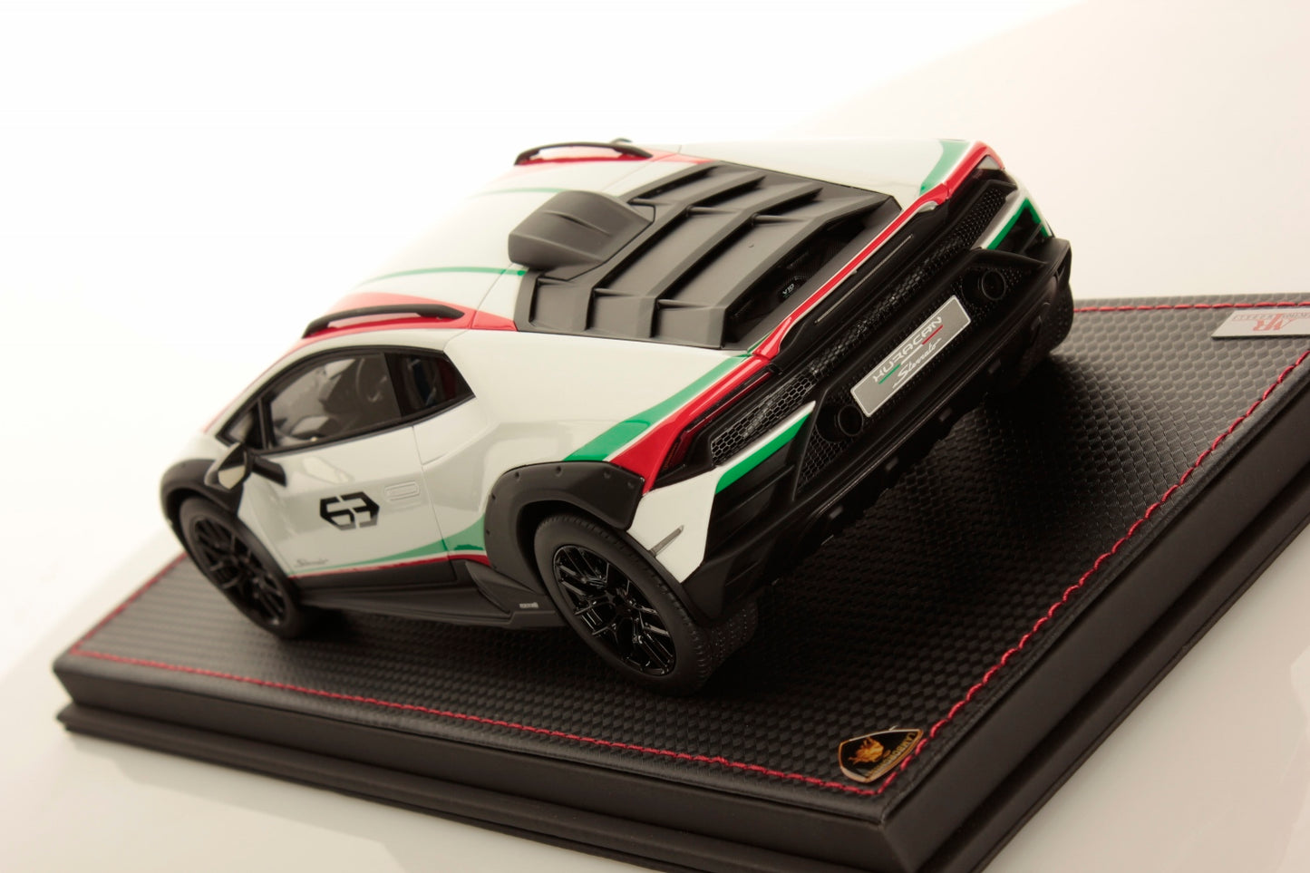 MR Collection Model - LAMBORGHINI HURACÀN STERRATO 1:18