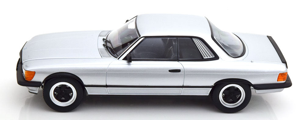 KK-Scale 1:18 - Mercedes 500 SLC 6.0 AMG C107 1985 Zilver