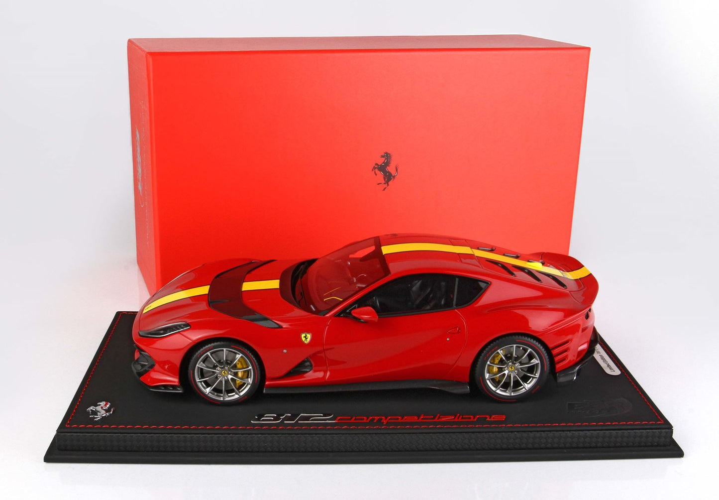 BBR Model 1:18 - Ferrari 812 Competizione 2021 Red Corsa 322