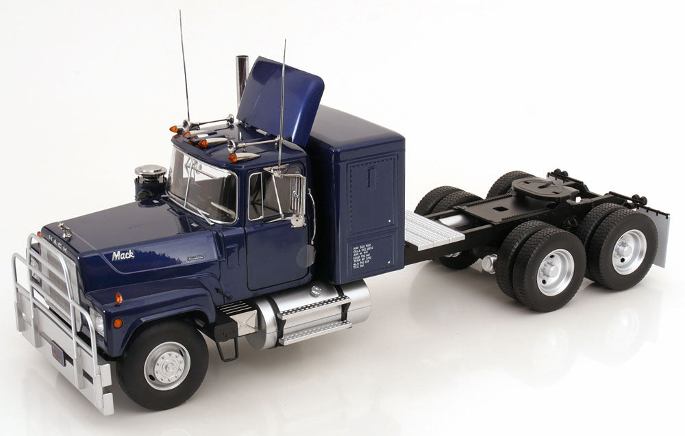 KK-Scale 1:18 - Mack RL 700L 1974 Blauw Metallic