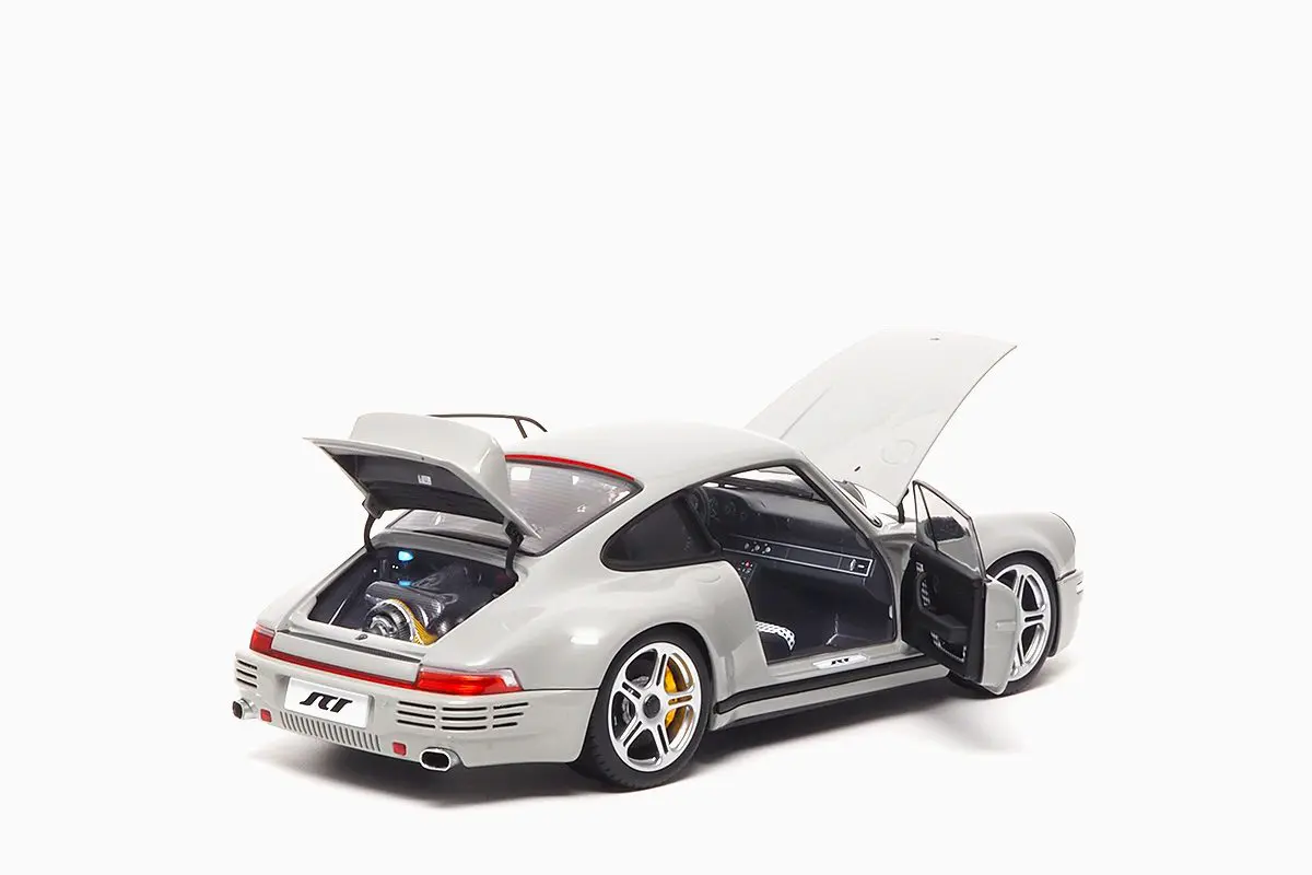 Almost Real 1:18 - RUF SCR - 2018 Chalk Grey Limited Edition