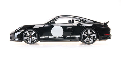 Minichamps 1:18 - PORSCHE 911 (992) SPORT CLASSIC 2022 BLACK W/STRIPE