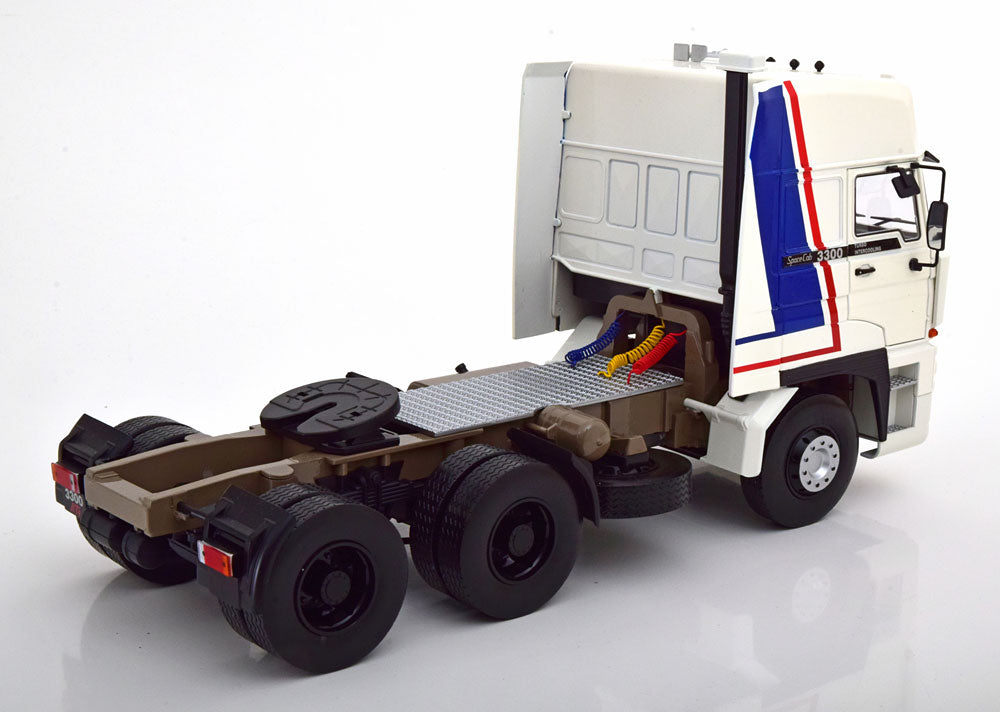 KK-Scale 1:18 - DAF 3300 Spacecab 1982 Limited Edition 700 pcs. Wit/Blau/Rood