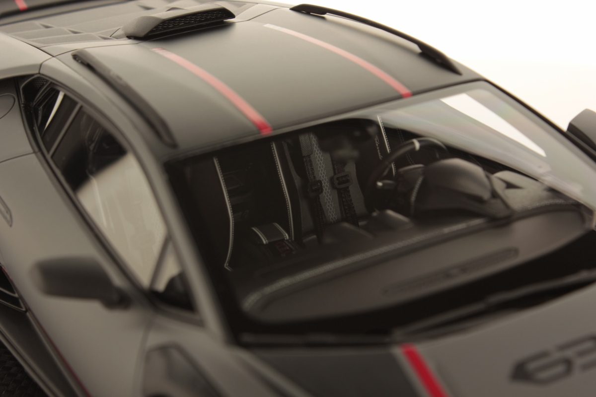 MR Collection Model - LAMBORGHINI HURACÀN STERRATO 1:18