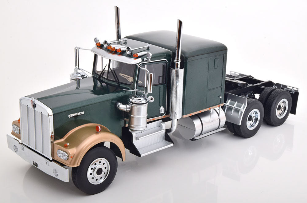 KK-Scale 1:18 - Kenworth W900 Groen Metallic/ Goud