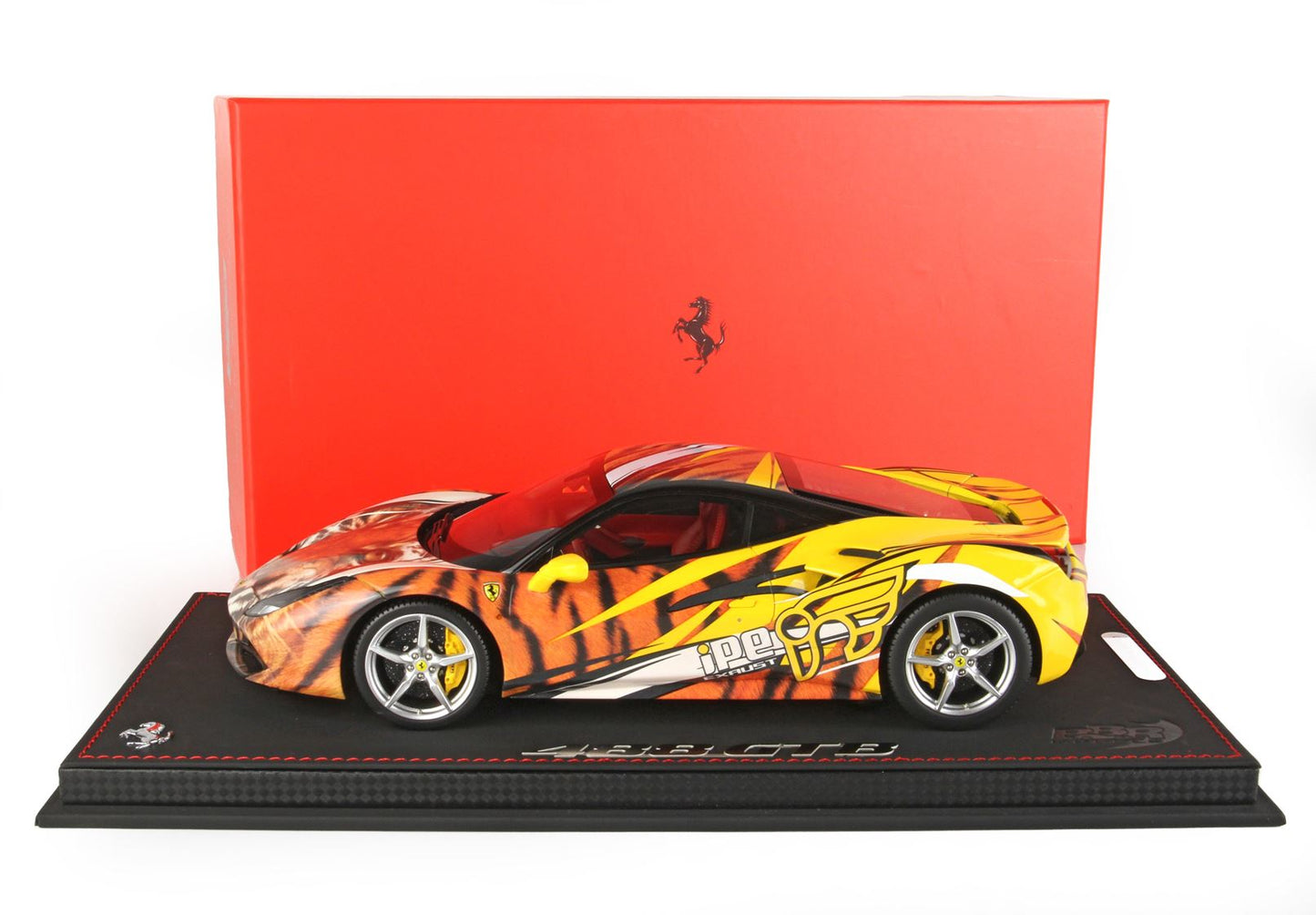 BBR Model 1:18 - Ferrari 488 GTB IPE