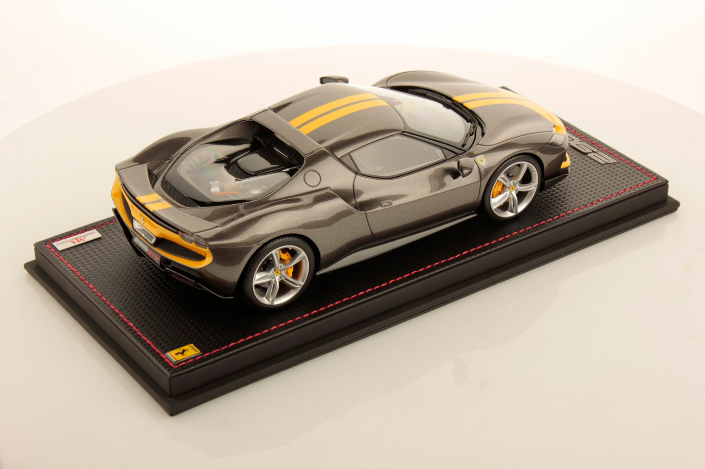 MR Collection Model - FERRARI 296 GTB 1:18