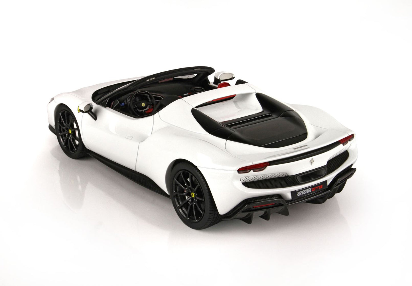 BBR Model 1:18 - Ferrari 296 GTS White Cervino